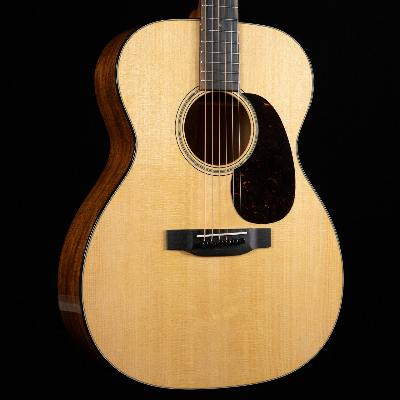 Martin 000-18 Acoustic Guitar