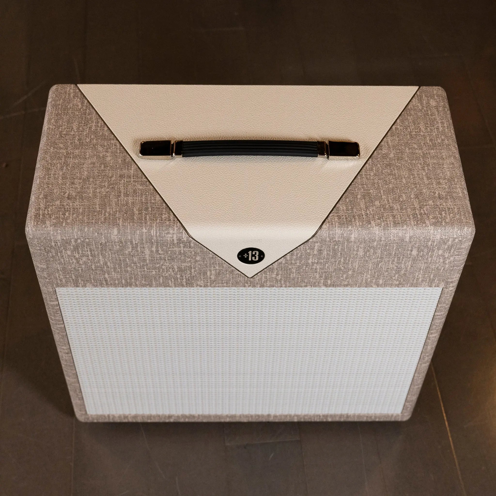 Divided By 13 1x12" Speaker Cabinet - Fawn w/ Ivory V Divided By 13