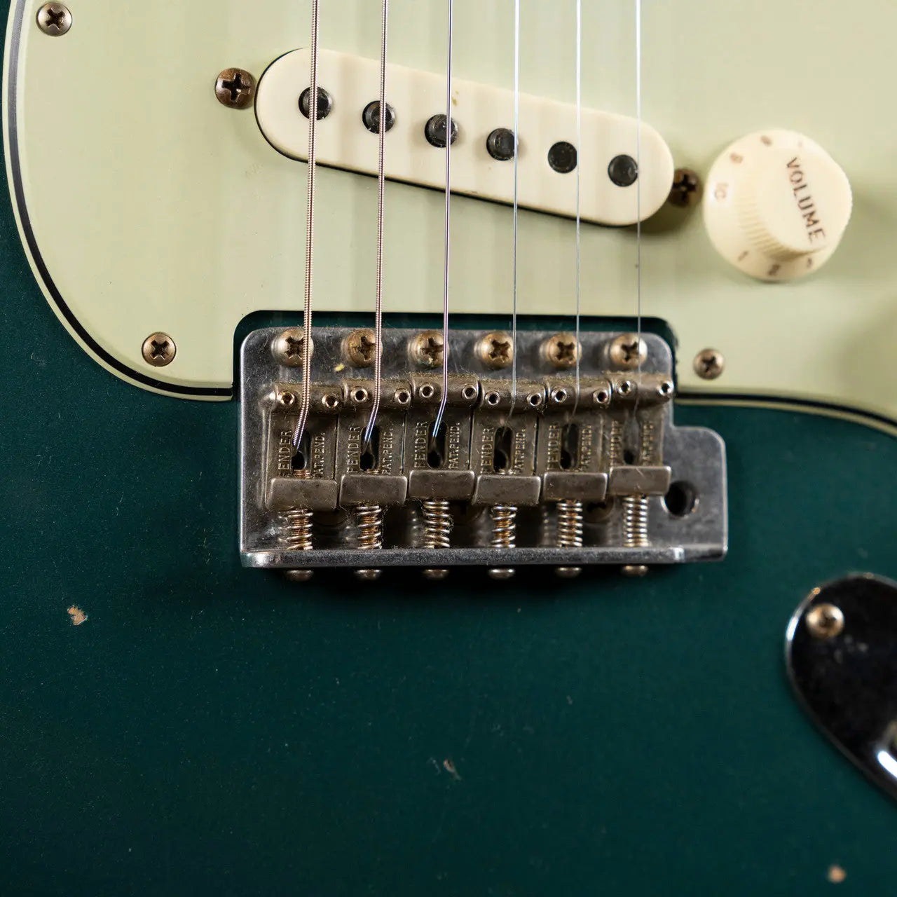 Fender Custom Shop 1962 Stratocaster Relic Sherwood Green Finish