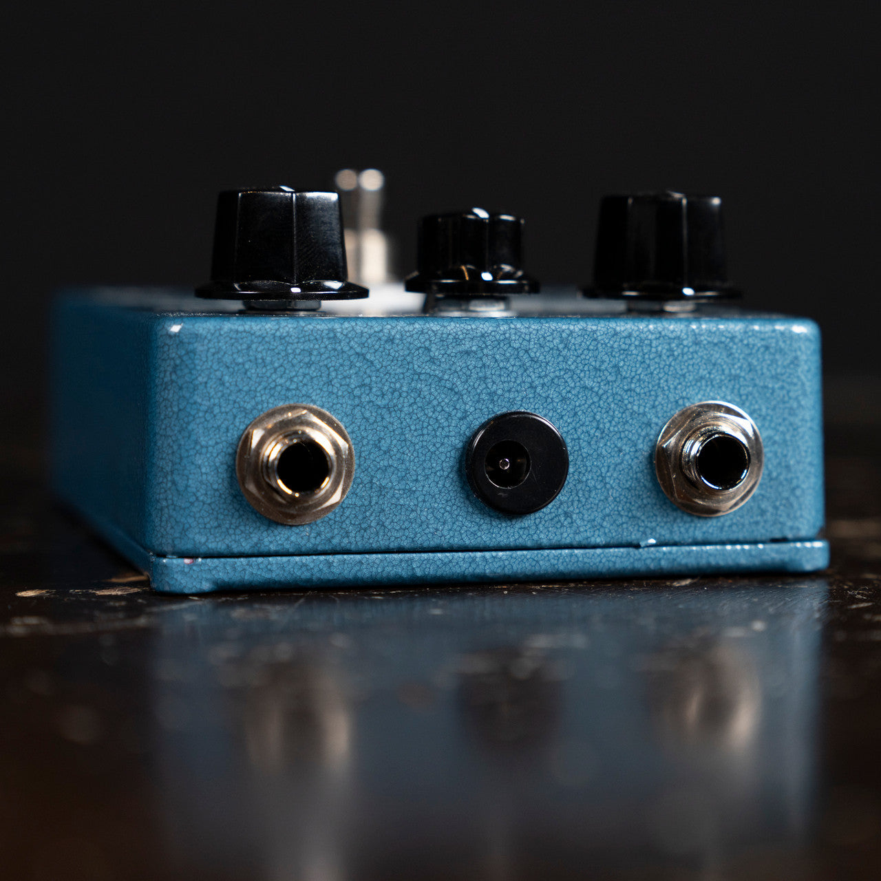 Analog Man Standard Chorus Pedal – Compact New Case, Top Jacks