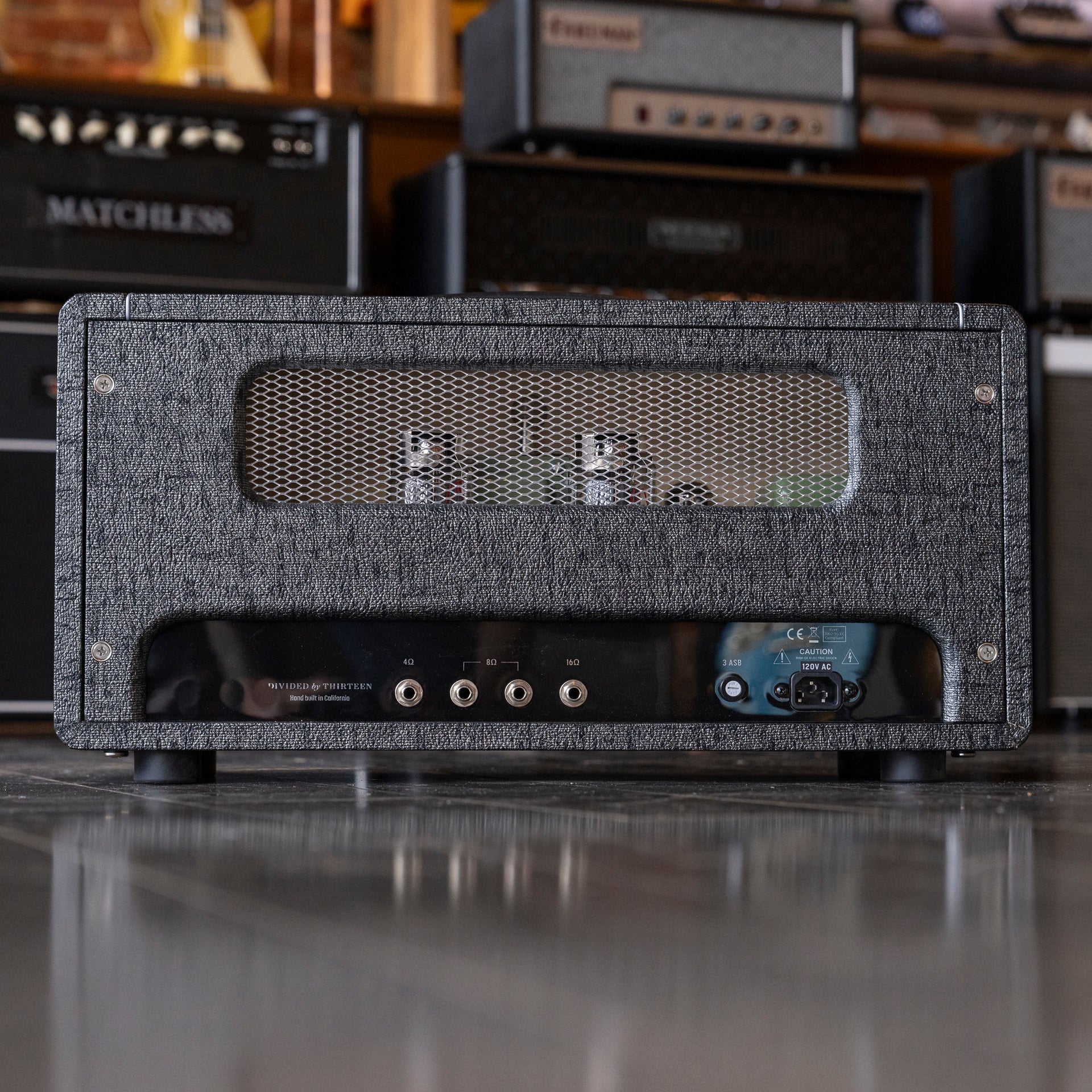 Preowned Divided by 13 BTR23 Amplifier Head - Pewter Trout Bronco