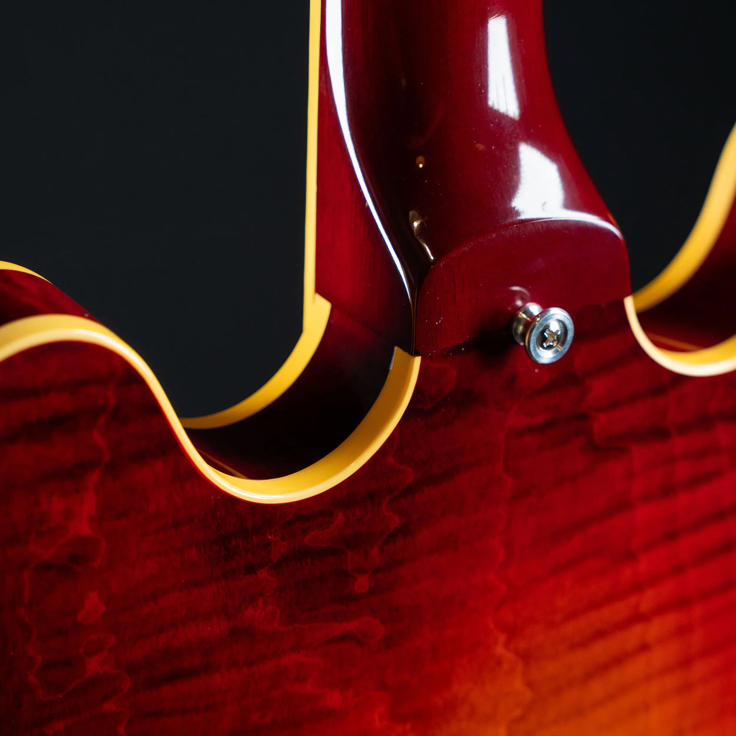Preowned Heritage H-530 Custom Core Heritage Guitars