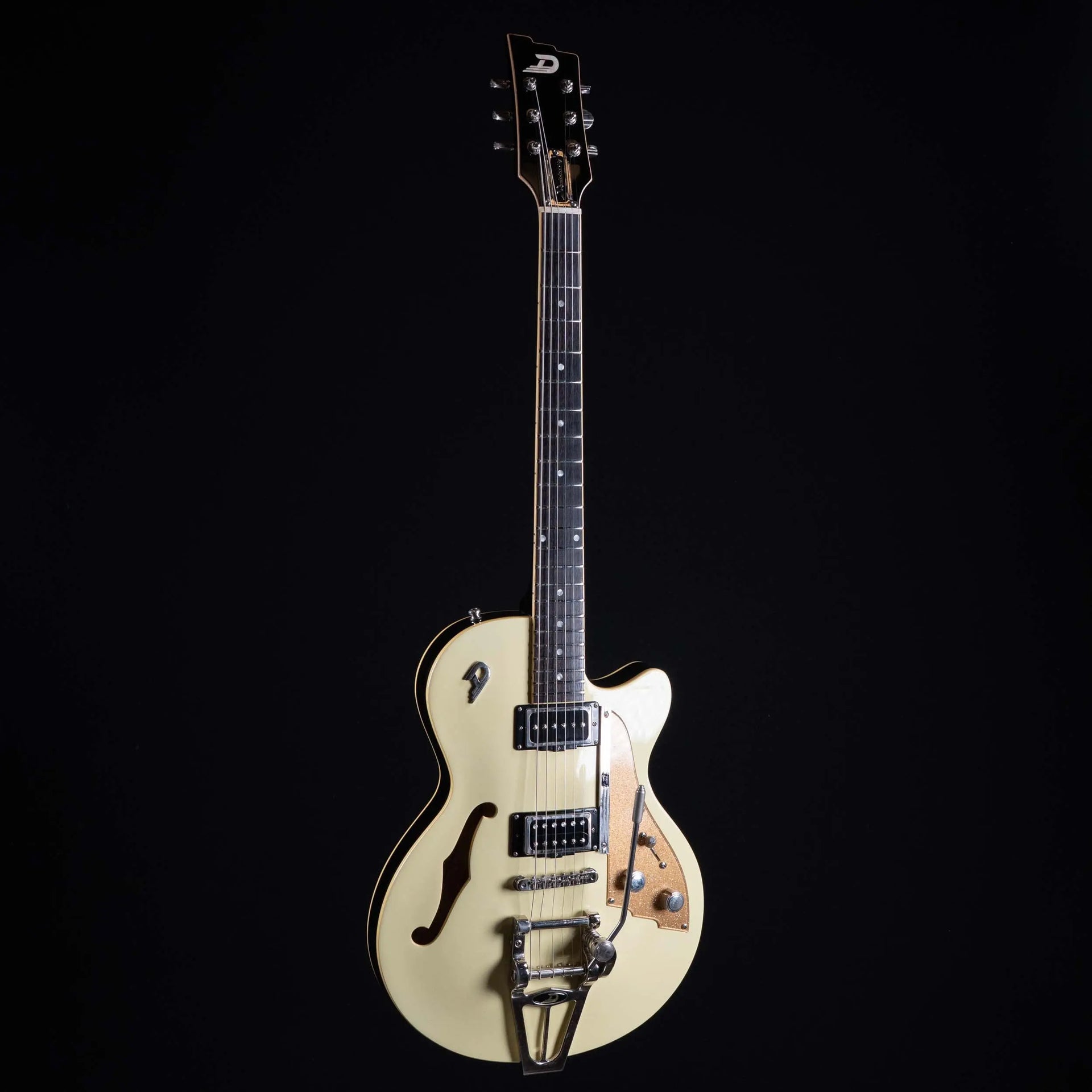 2011 Duesenberg Starplayer TV - Vintage White | Preowned