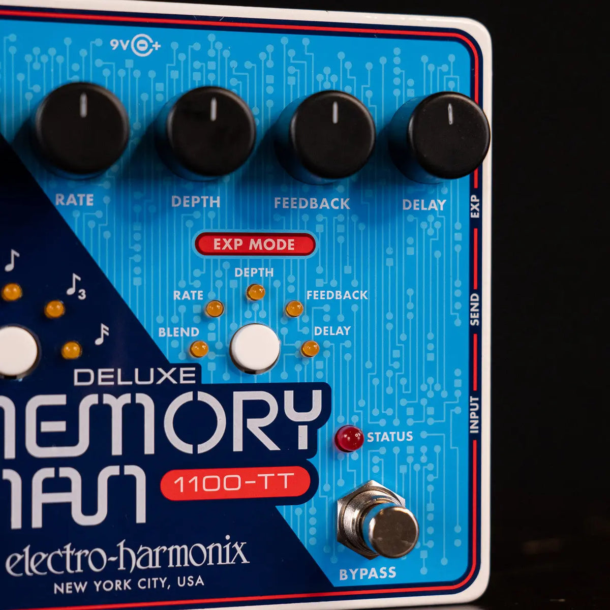 Electro-Harmonix Deluxe Memory Man 1100-TT Analog Delay Pedal Electro-Harmonix
