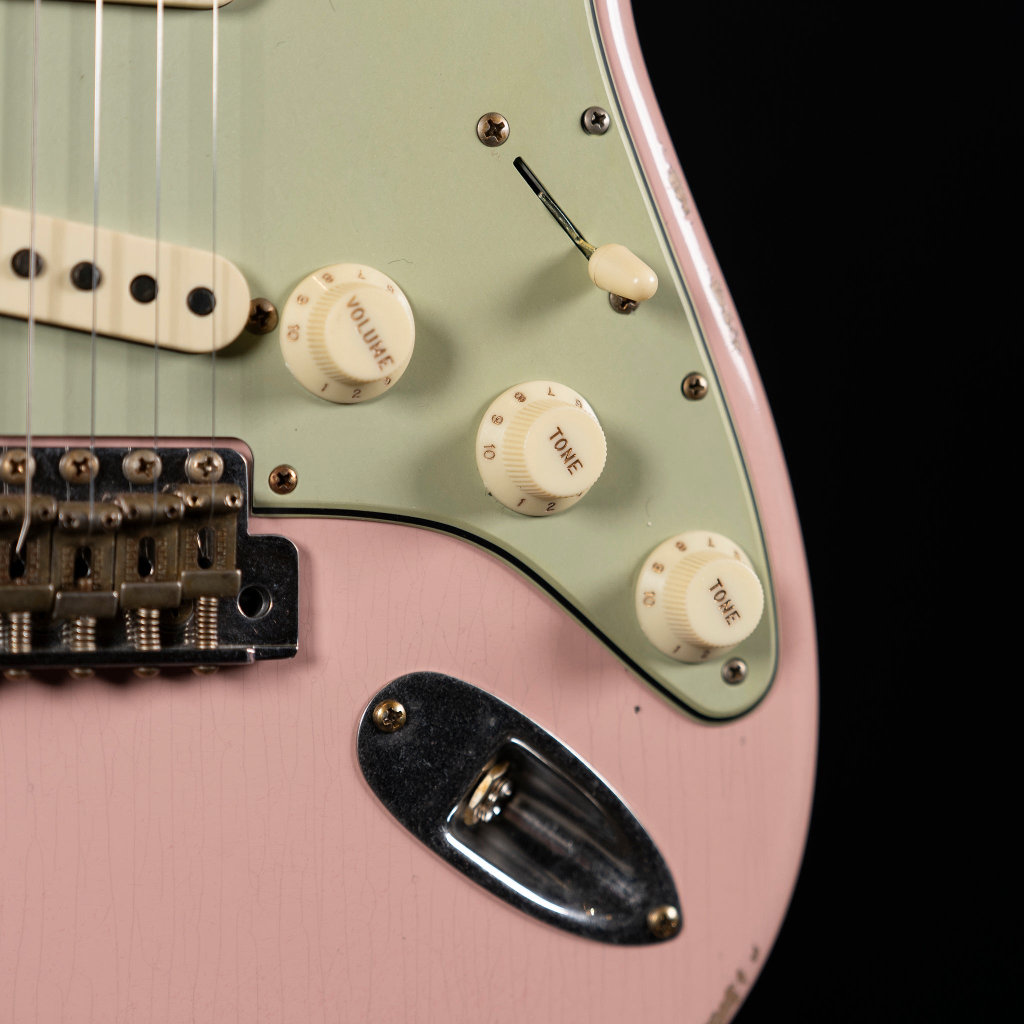Fender Custom Shop '62 Stratocaster Relic | Shell Pink Rosewood Neck