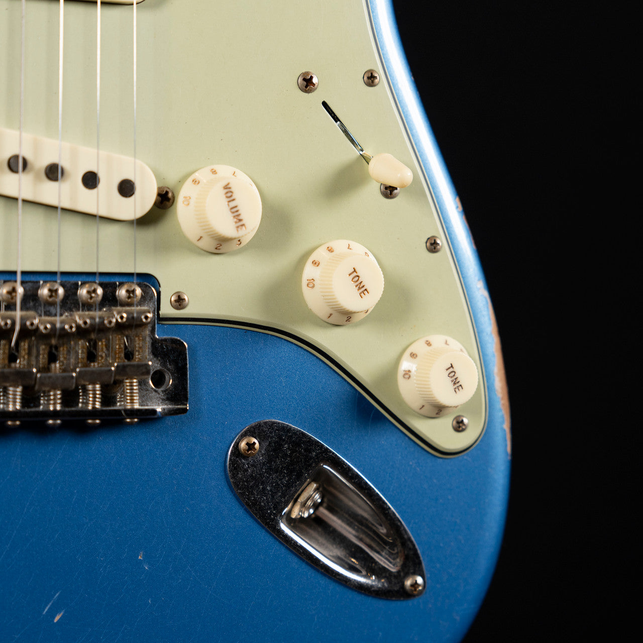 Fender Custom Shop 1962 Stratocaster Relic – Lake Placid Blue