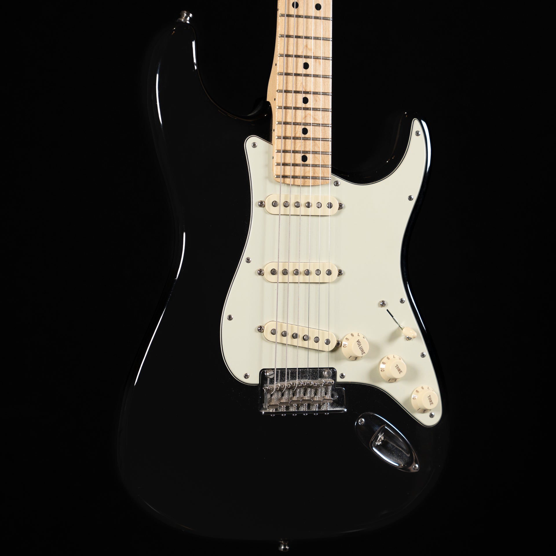 2018 Fender American Professional Stratocaster - Black