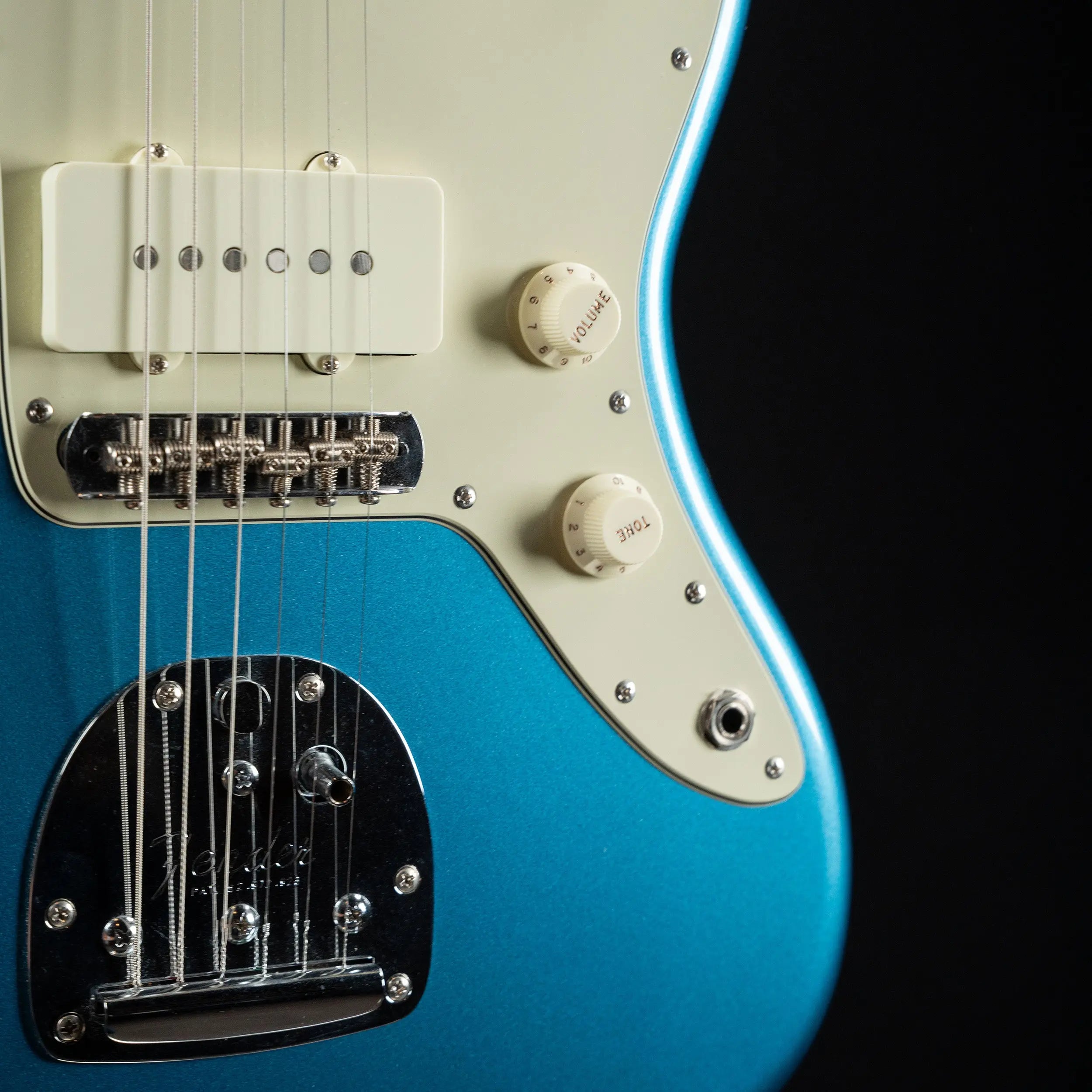 2021 Fender MIJ Traditional II 60's Jazzmaster - Lake Placid Blue