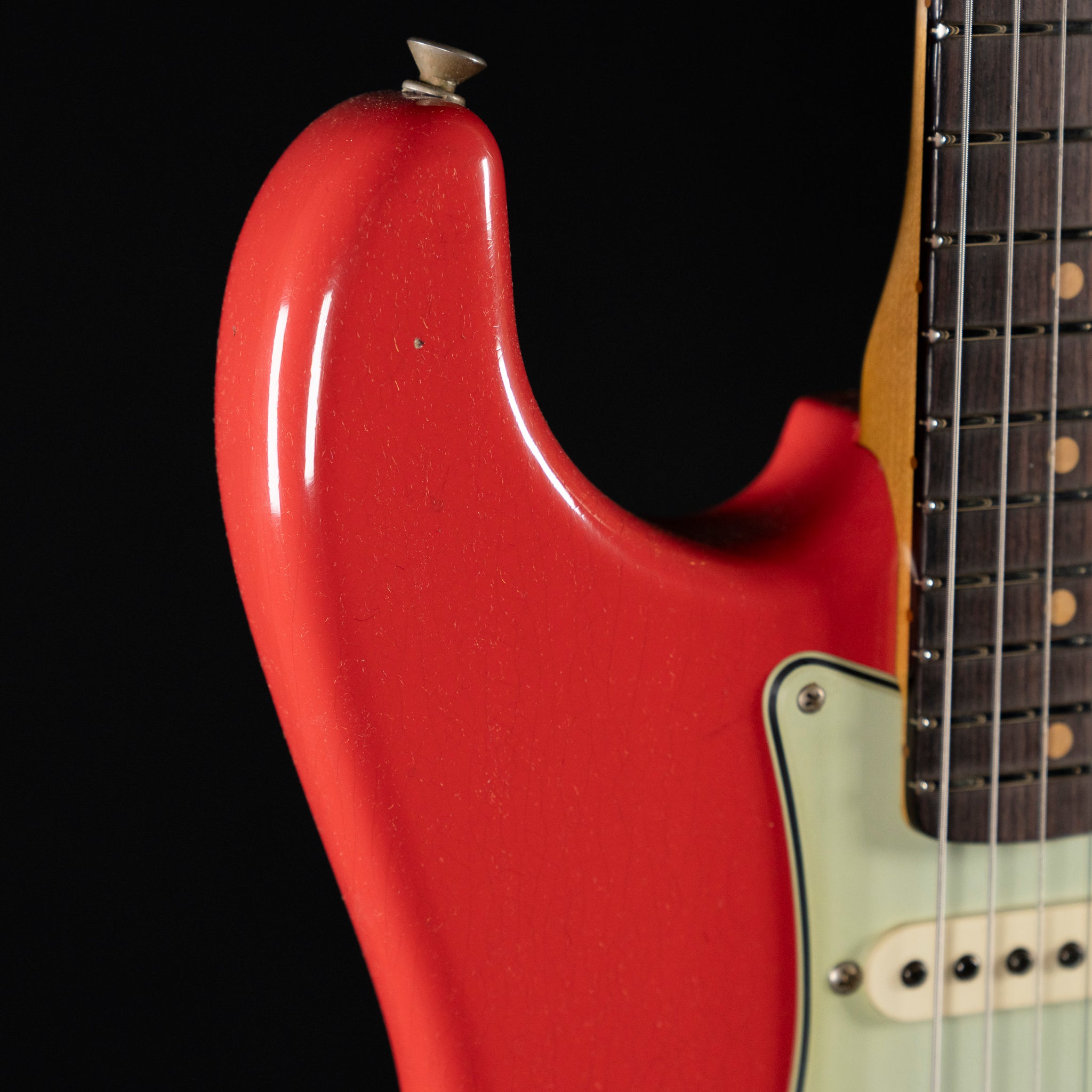Fender Custom Shop ’62 Stratocaster Relic Electric Guitar – Fiesta Red - Midwood Guitar