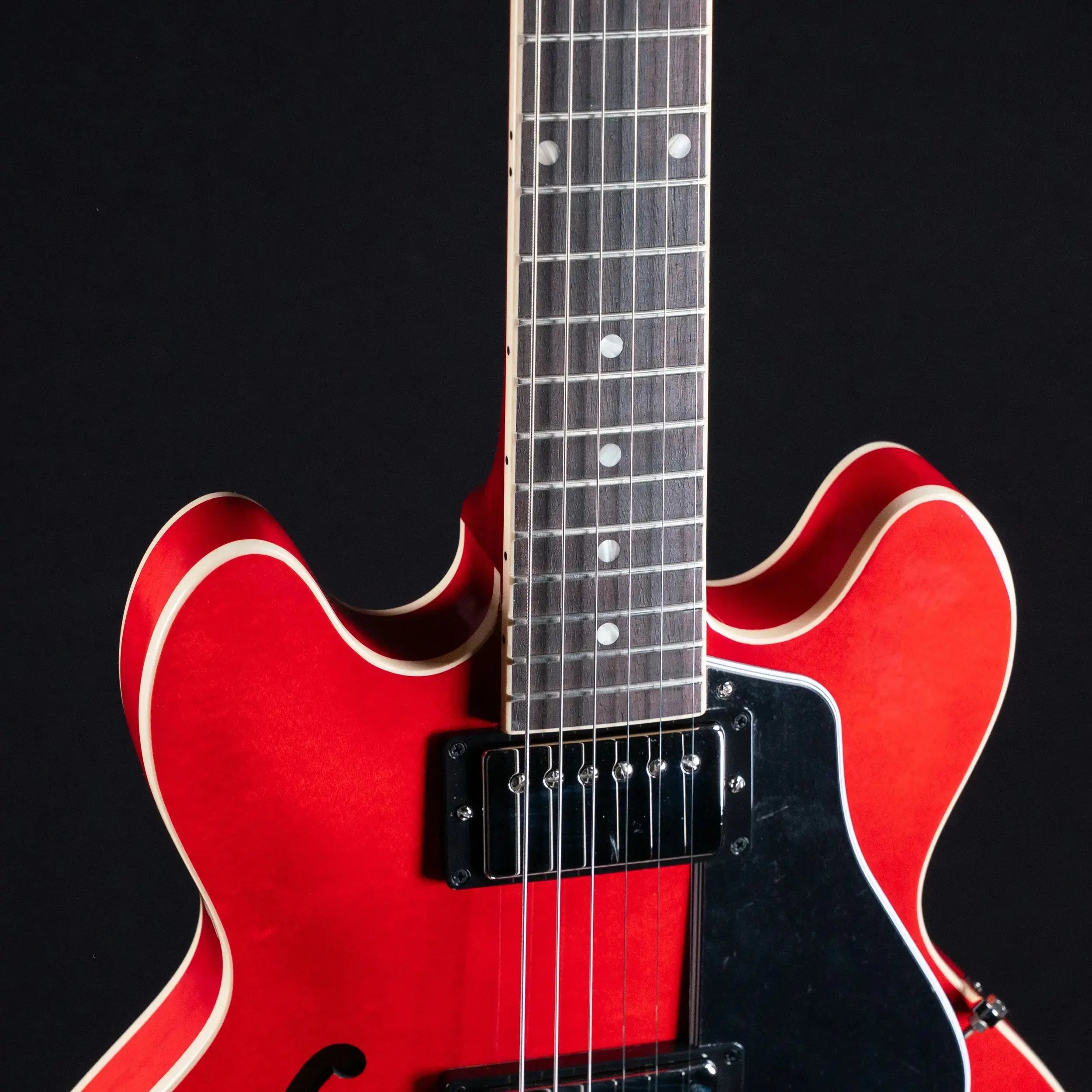 GIBSON　ES-339 2022年製　チェリーレッド　極美品 Gibson ES-339 Semi-Hollow Electric Guitar - Cherry