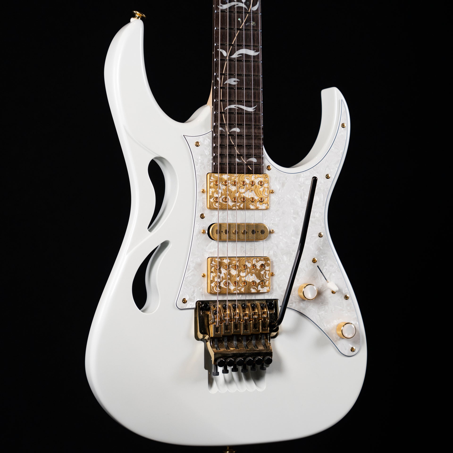 2024 Ibanez Steve Vai Signature PIA3761 – Stallion White