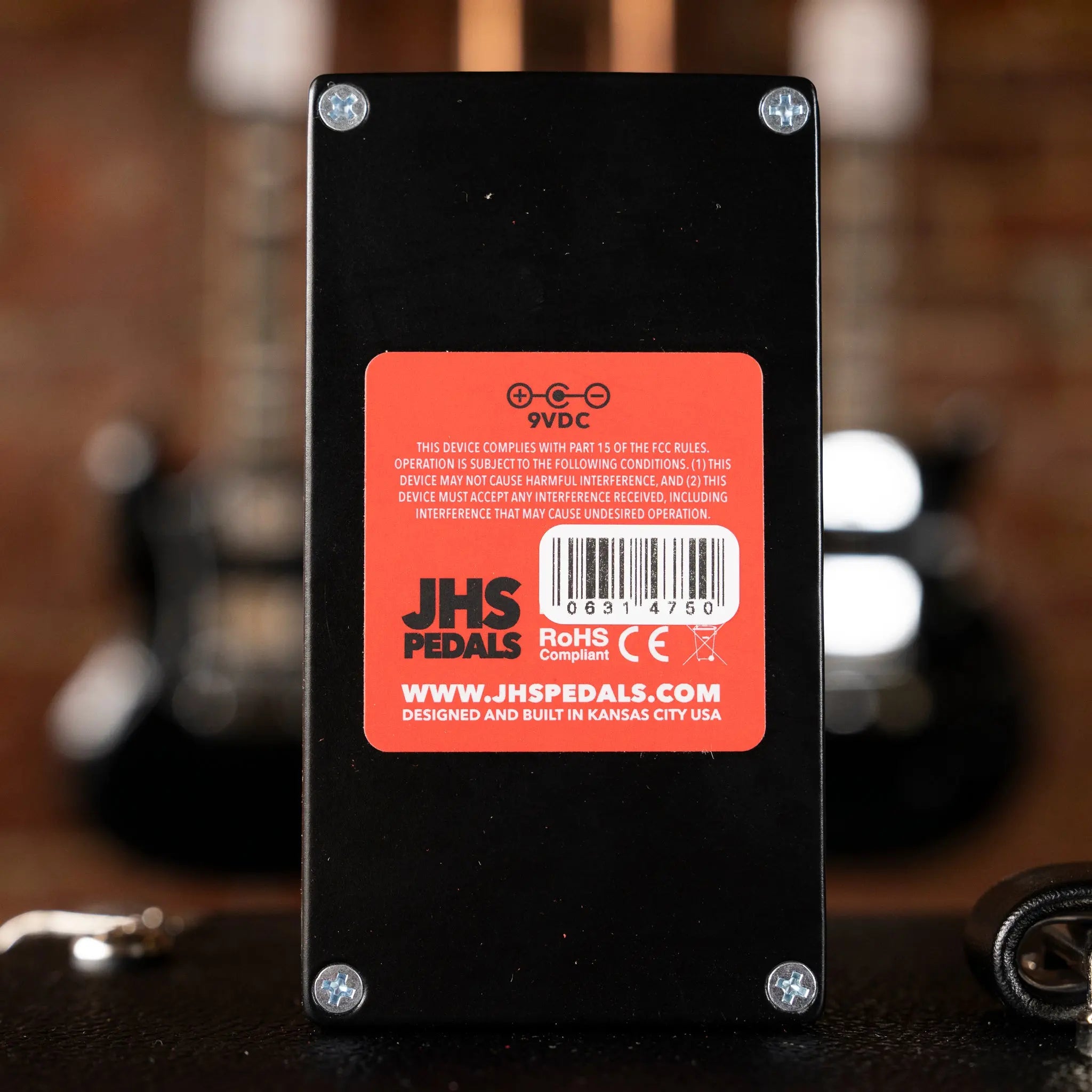 JHS Hard Drive Distortion Pedal - Black - Midwood Guitar