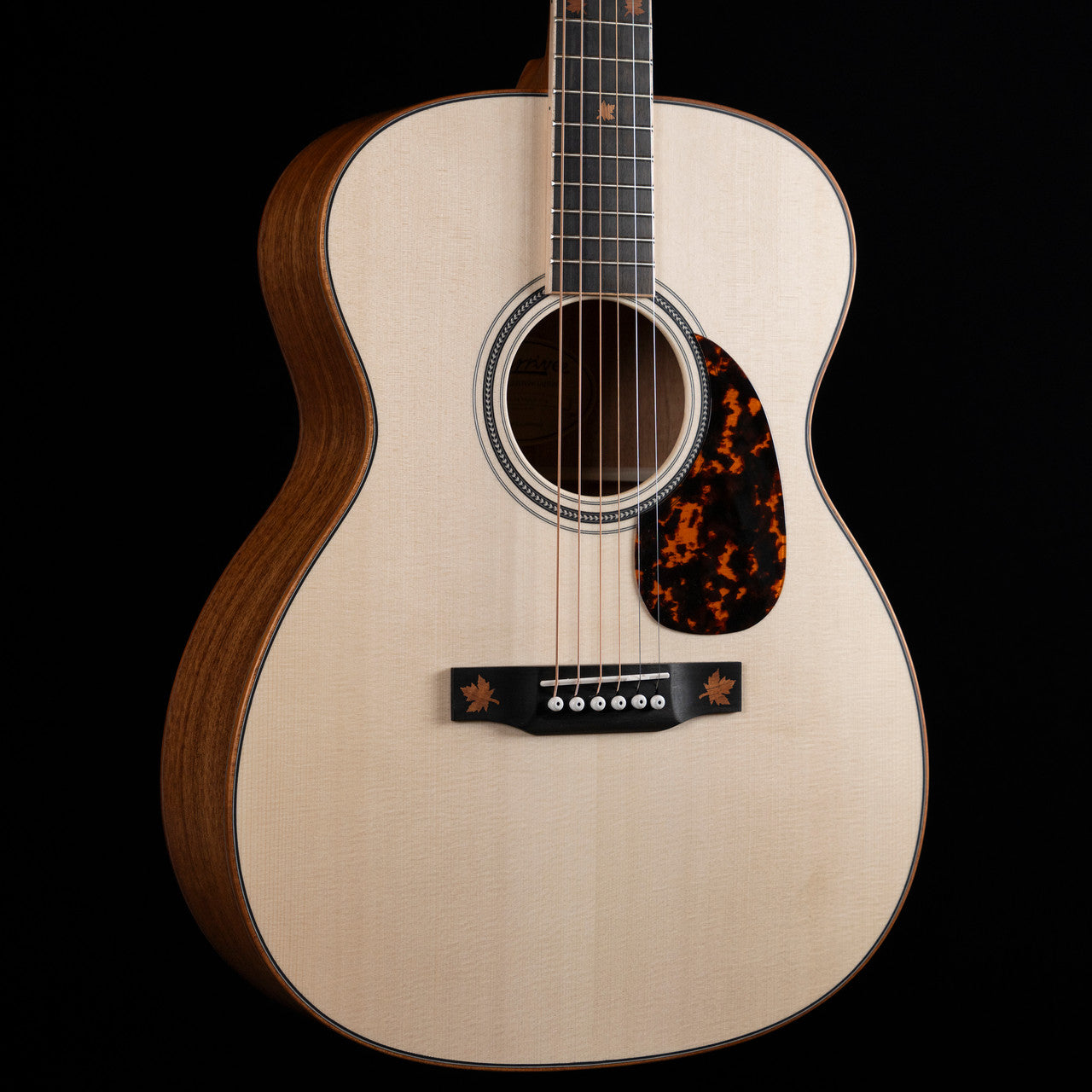 Larrivee OM-03 Mahogany Maple Leaf Special Acoustic Guitar