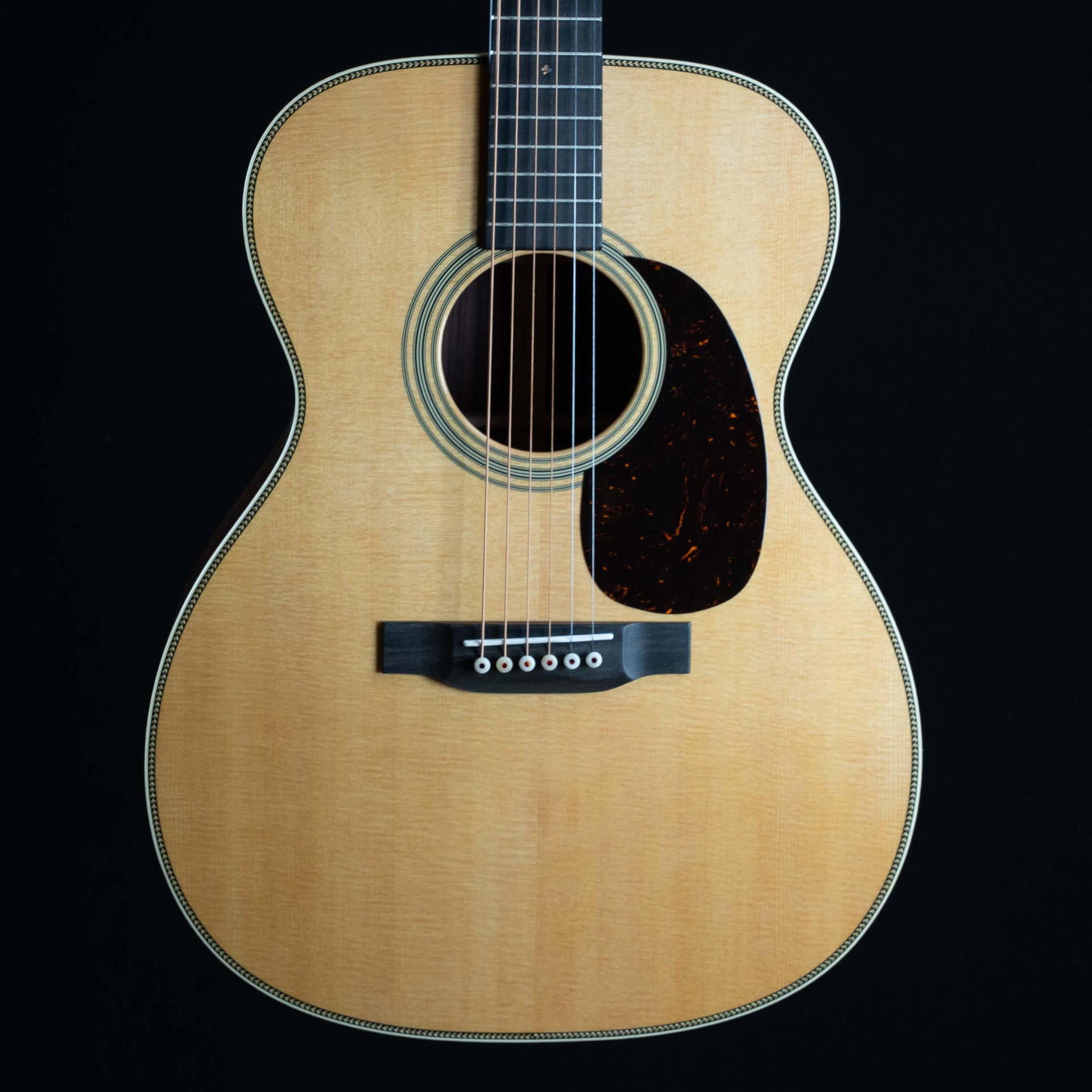 Martin 000-28 Standard Acoustic Guitar - Natural