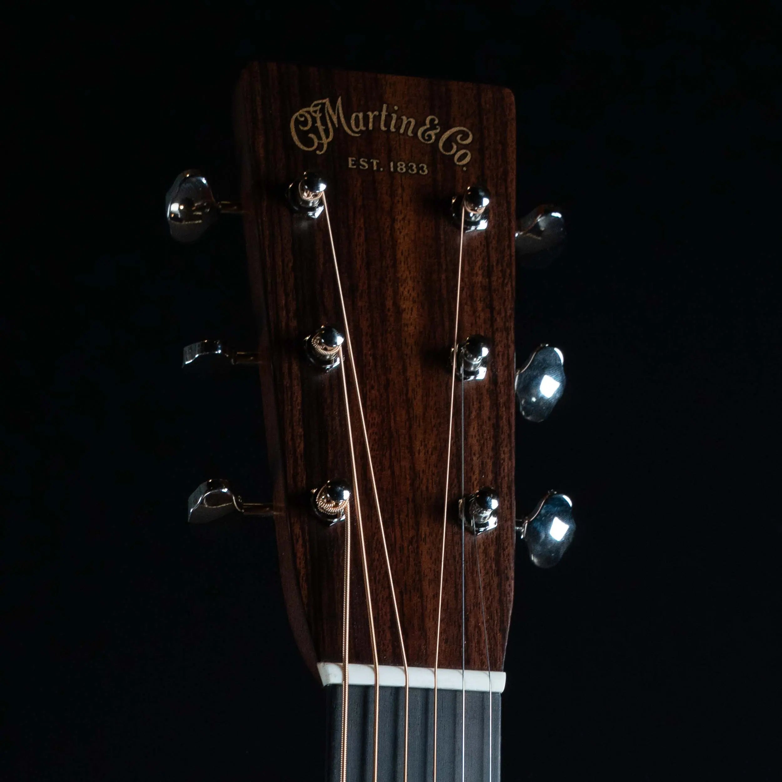 Martin 000-28 Standard Acoustic Guitar - Natural Martin Guitars