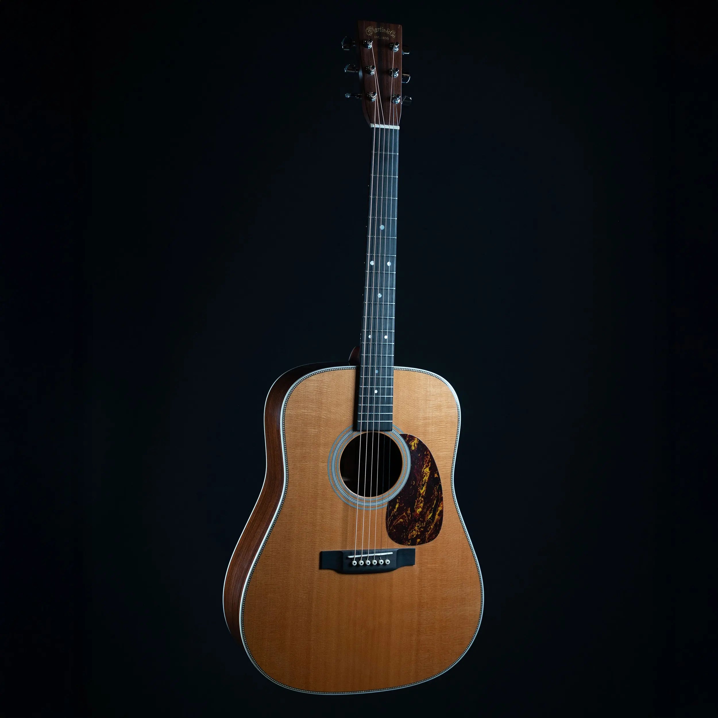 Preowned Martin HD-28 Martin Guitars