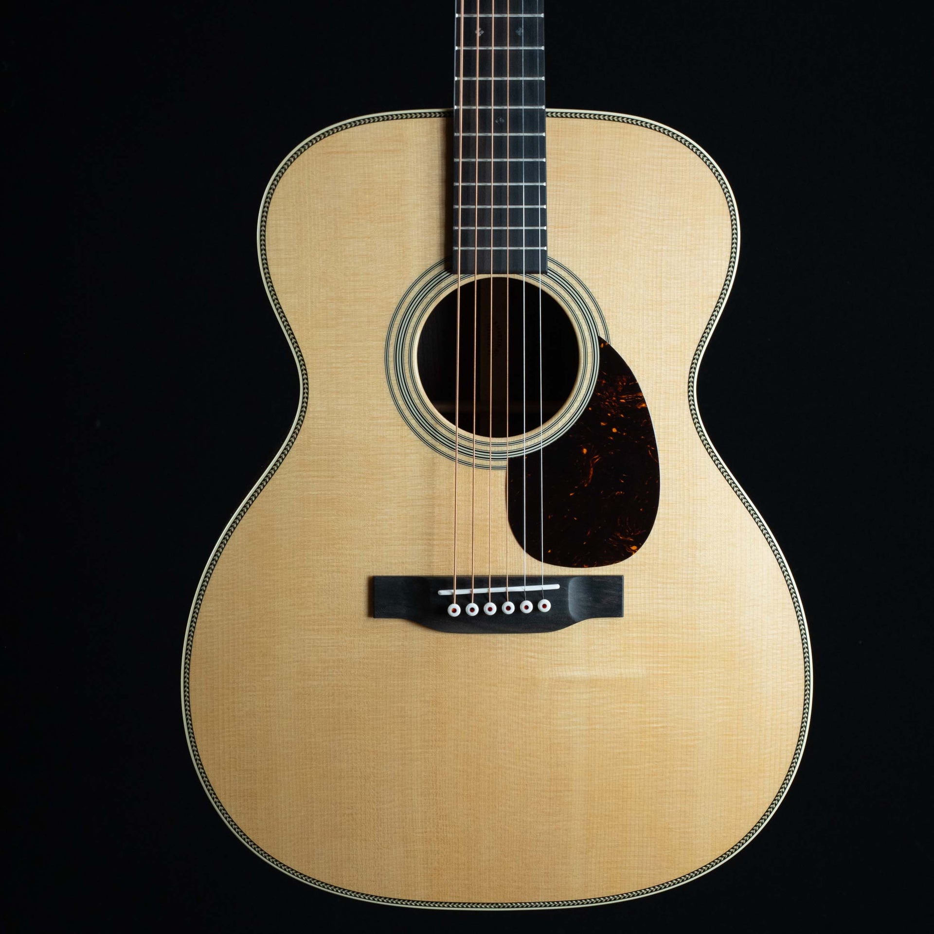 Martin OM-28 Acoustic Guitar - Natural