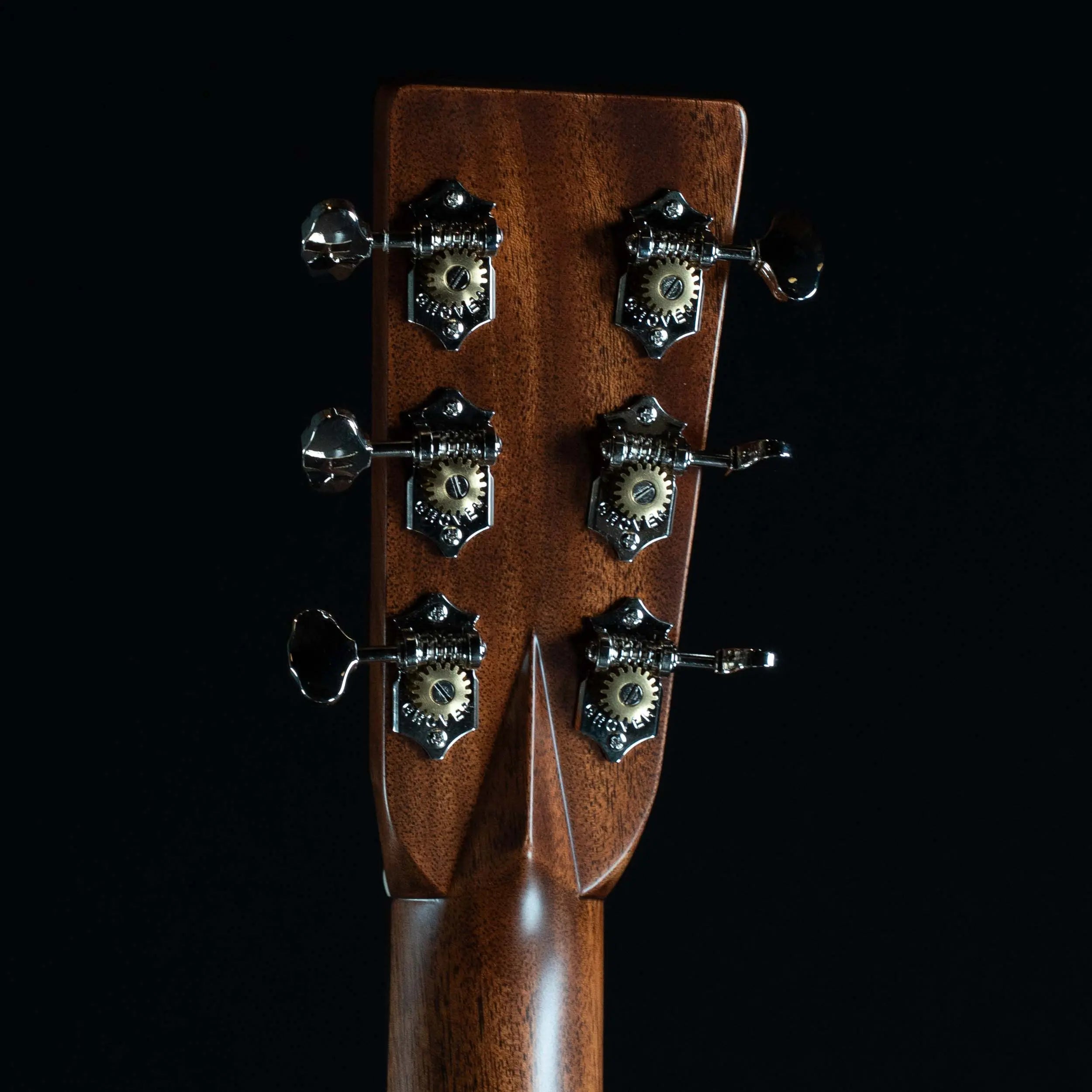 Martin OM-28 Acoustic Guitar - Natural Martin Guitars