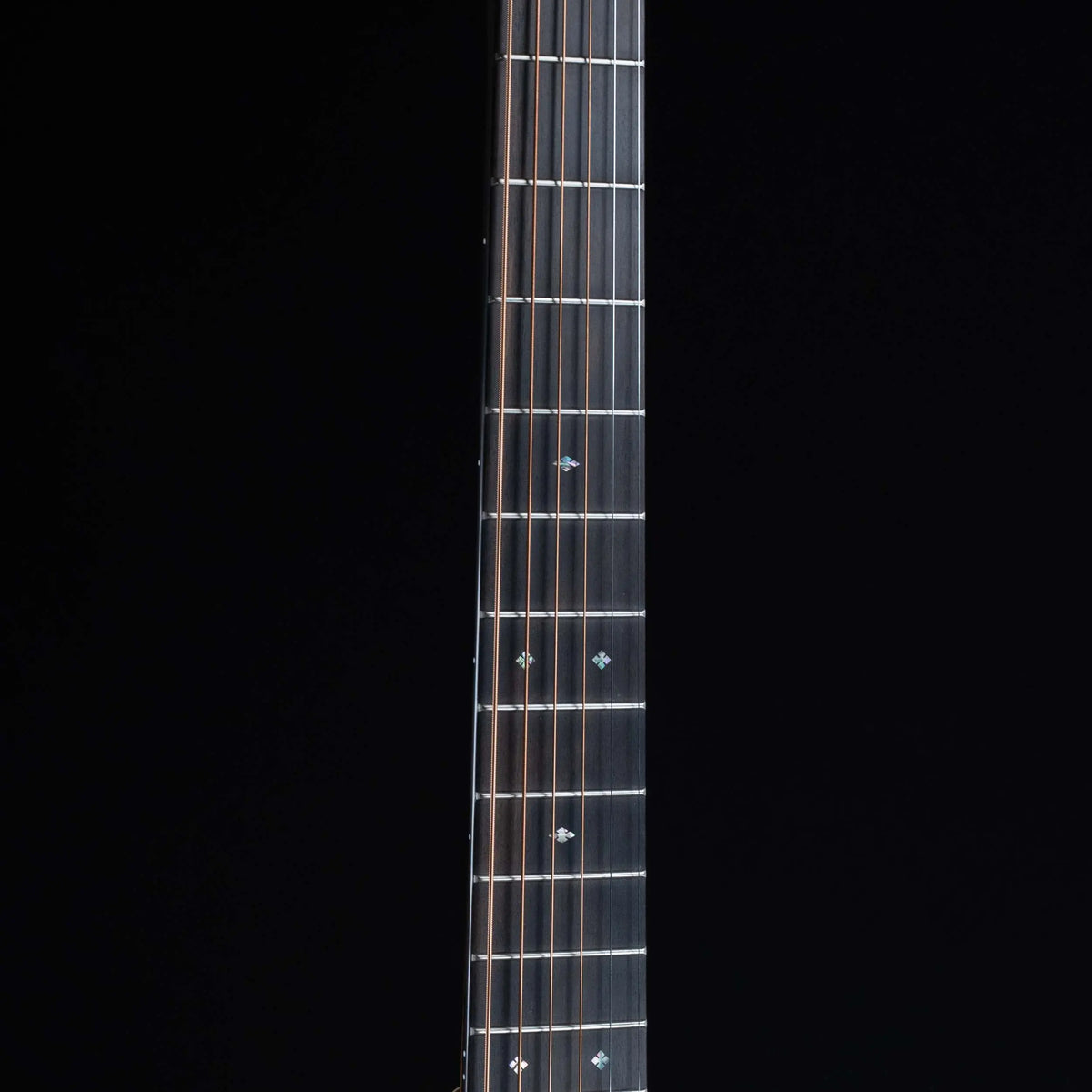 Martin OM-28 Acoustic Guitar - Natural Martin Guitars