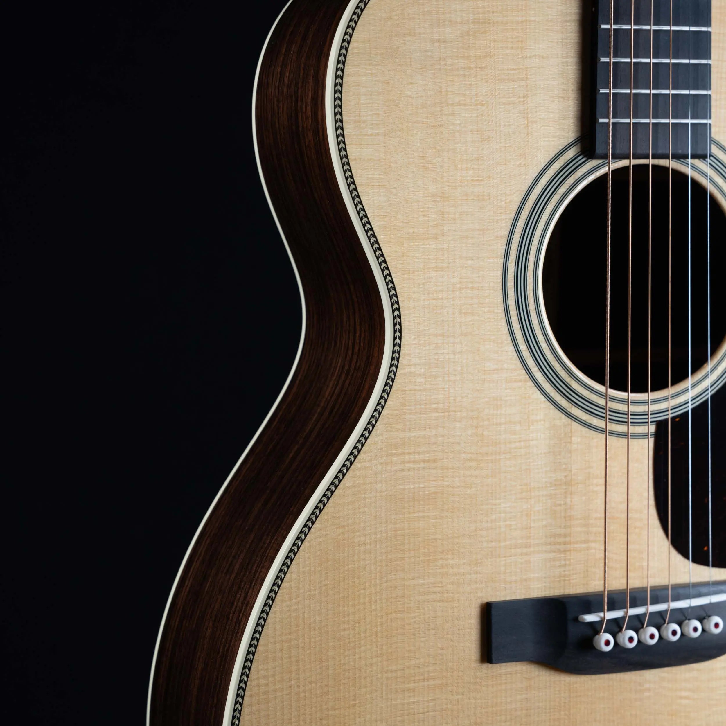 Martin OM-28 Acoustic Guitar - Natural Martin Guitars