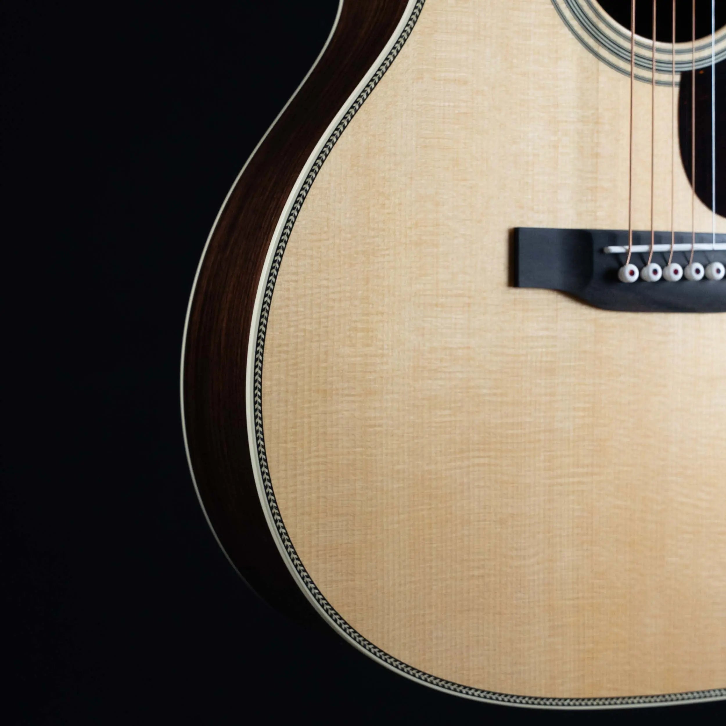 Martin OM-28 Acoustic Guitar - Natural Martin Guitars