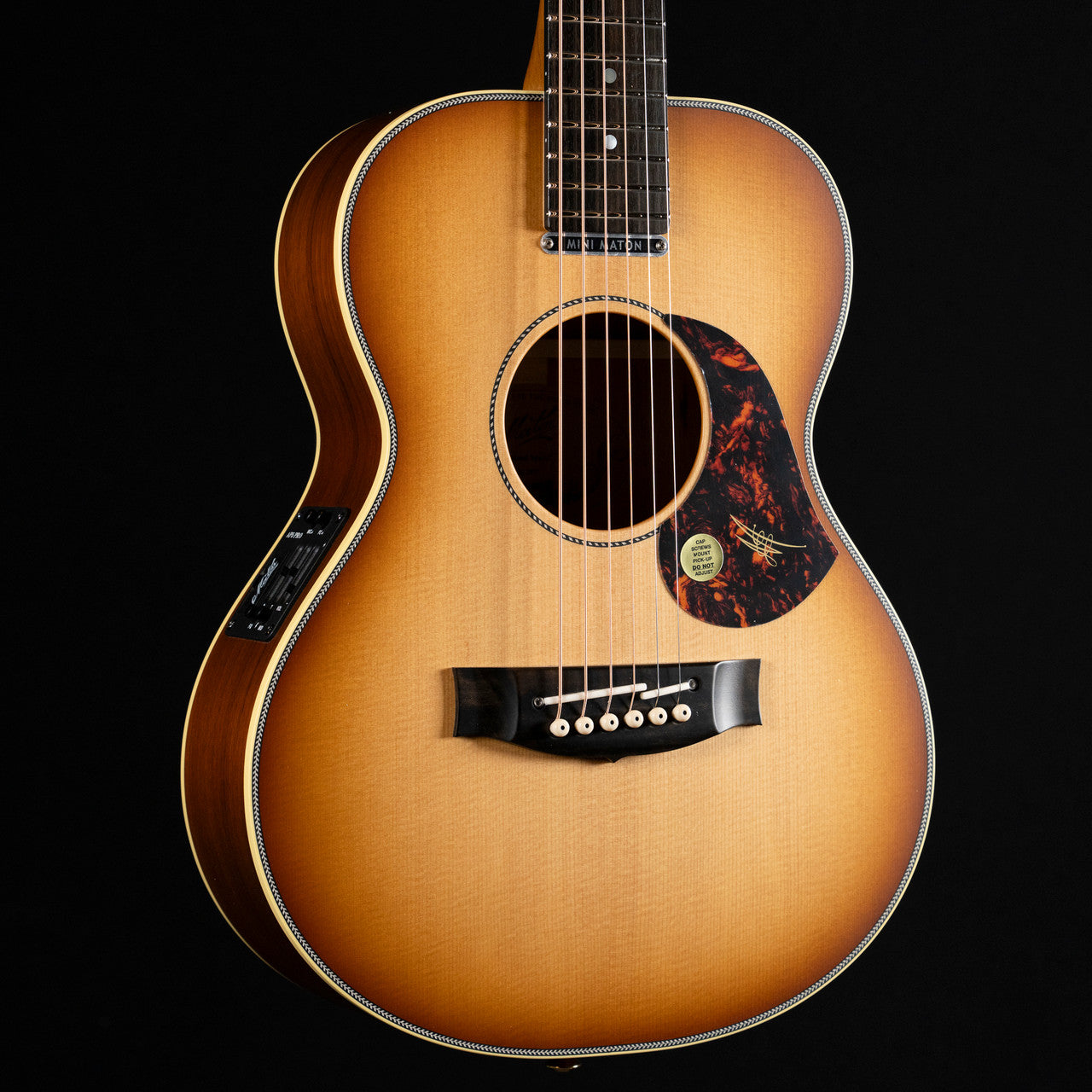 Maton EMD-6 Mini Diesel Acoustic Guitar - Vintage Amber Burst