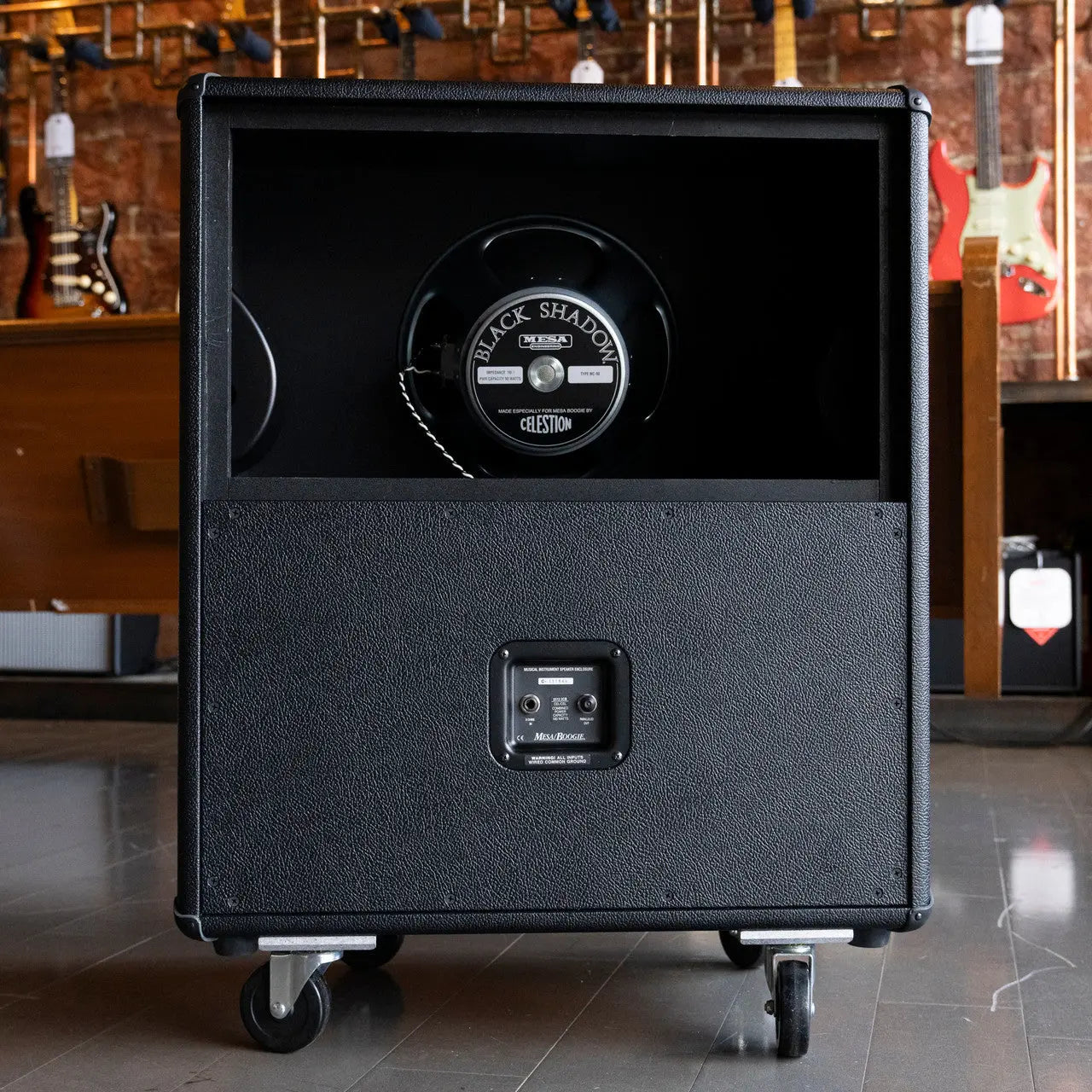 Mesa/Boogie Split Back 2x12 Speaker Cabinet - Black Bronco / New Mesa/Boogie Split Back 2x12 Speaker Cabinet - Black Bronco / New