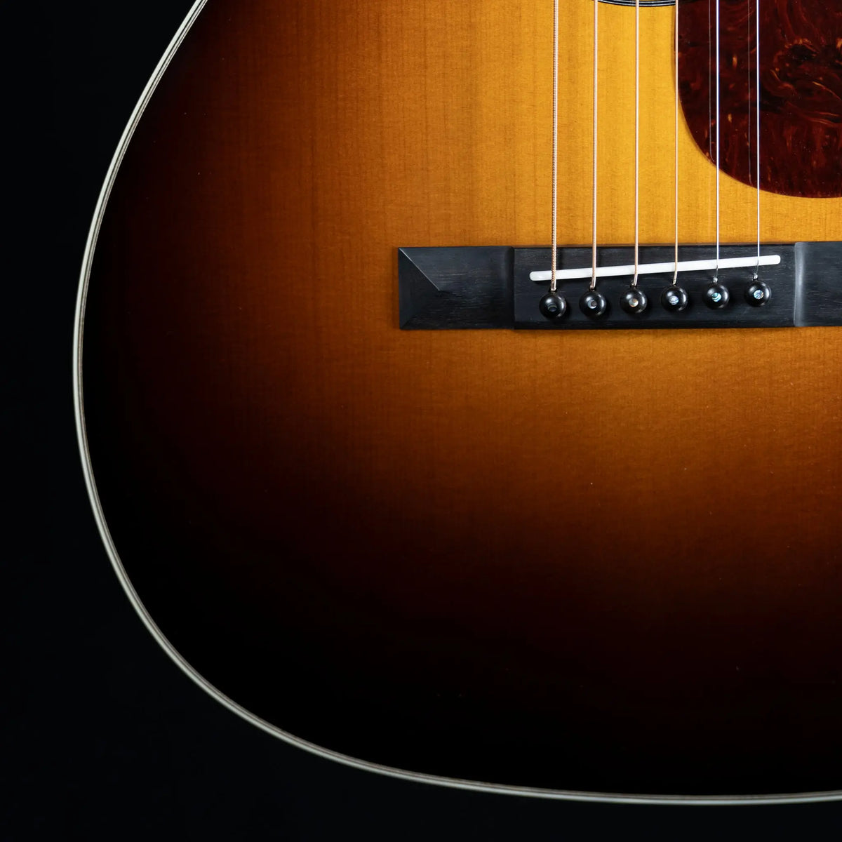 Collings 003 12 Fret - Sunburst Collings Guitars