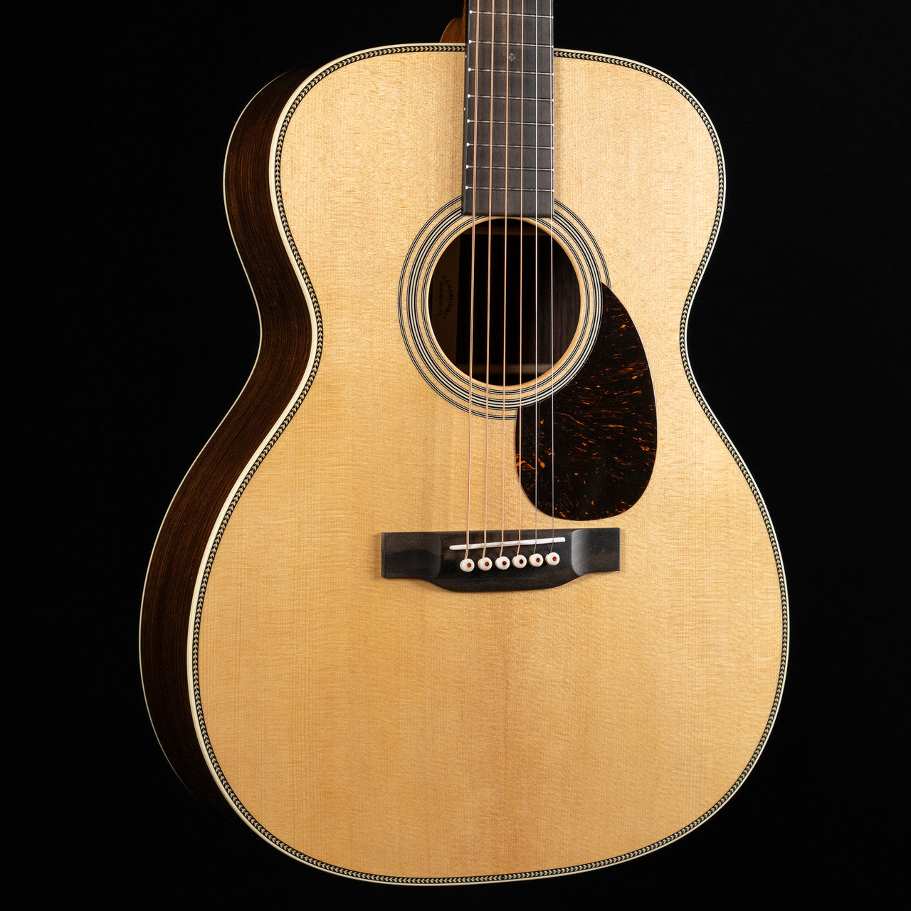 Martin OM-28 Acoustic Guitar - Natural