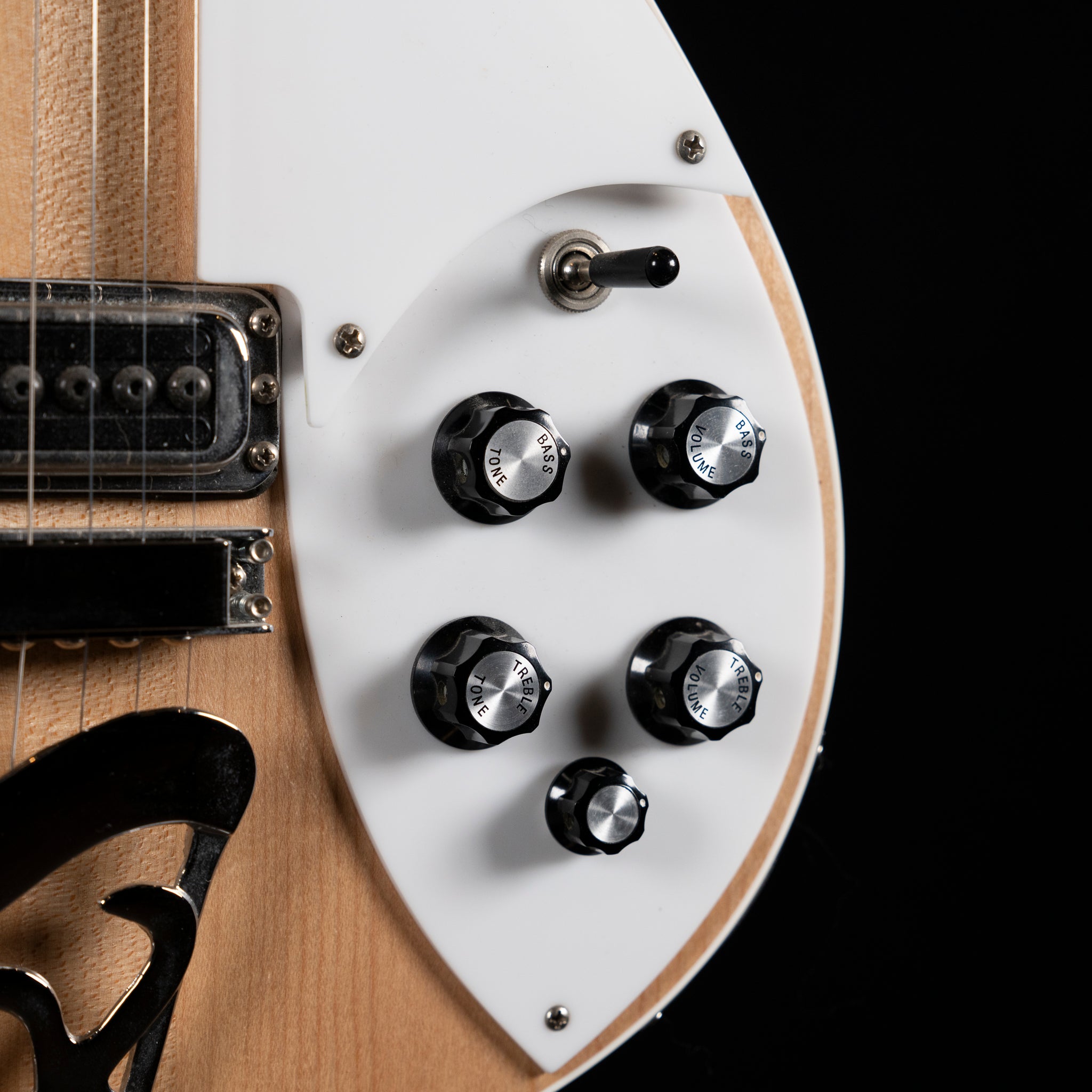2020 Rickenbacker 620 - Mapleglow - Midwood Guitar