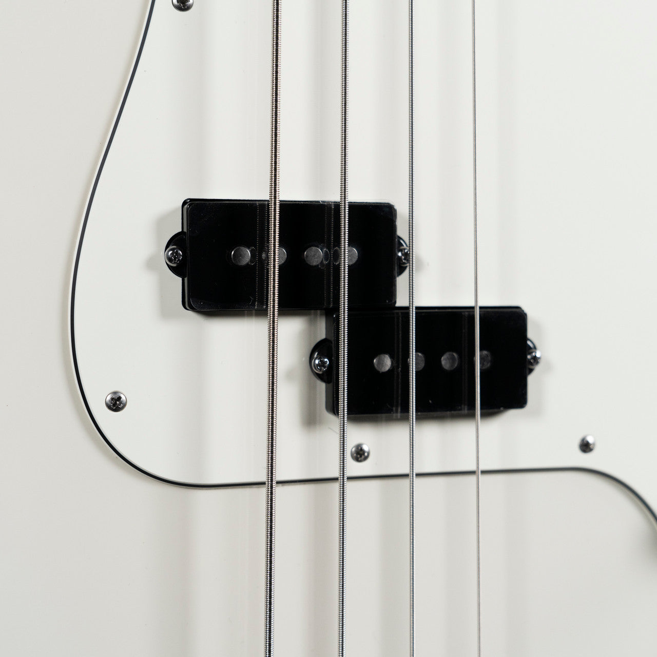 Suhr Classic P Bass Guitar - Olympic White w/ Rosewood Fretboard