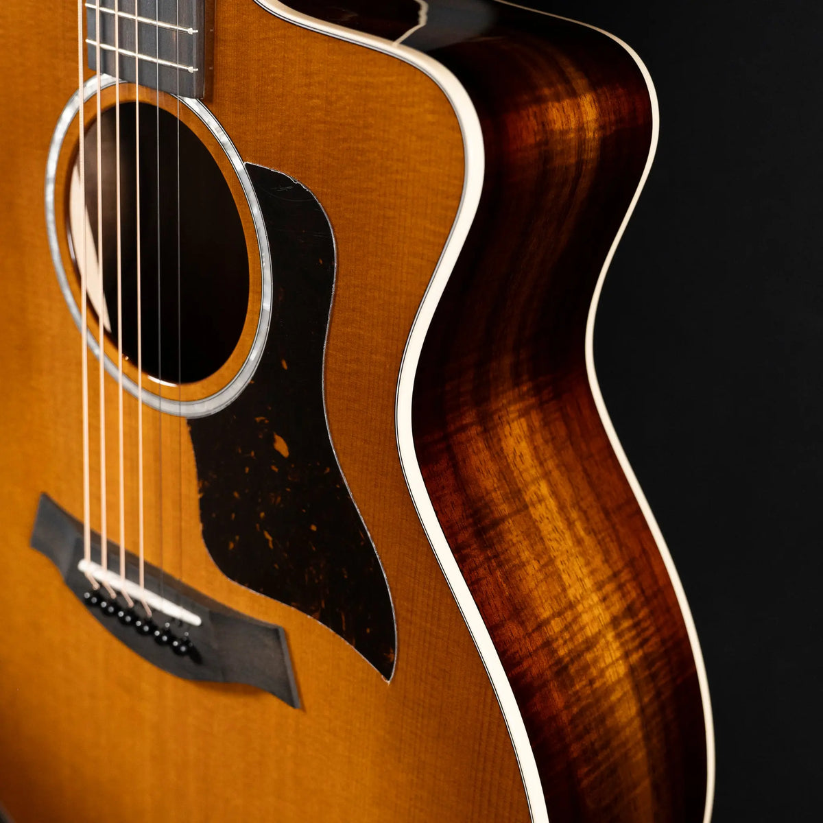 Taylor 214ce‑K DLX Special Edition - Honeyburst #6623 - Midwood Guitar