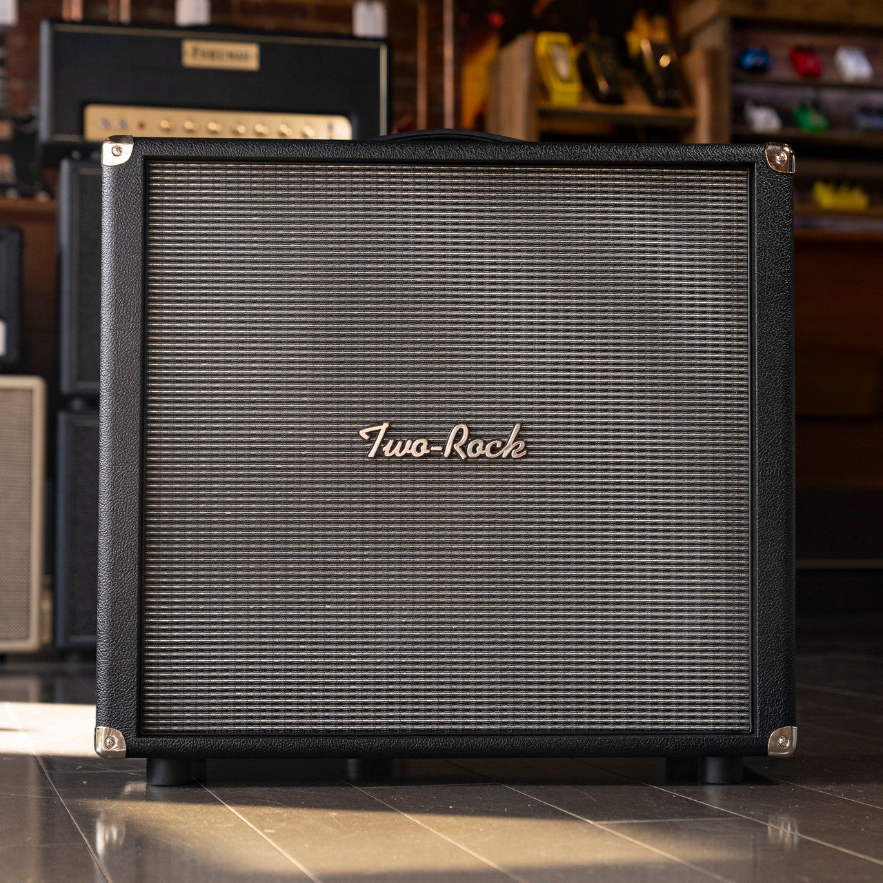 Two-Rock Vintage Deluxe 3x10" Speaker Cabinet - Black Bronco with Vintage Silver Grill