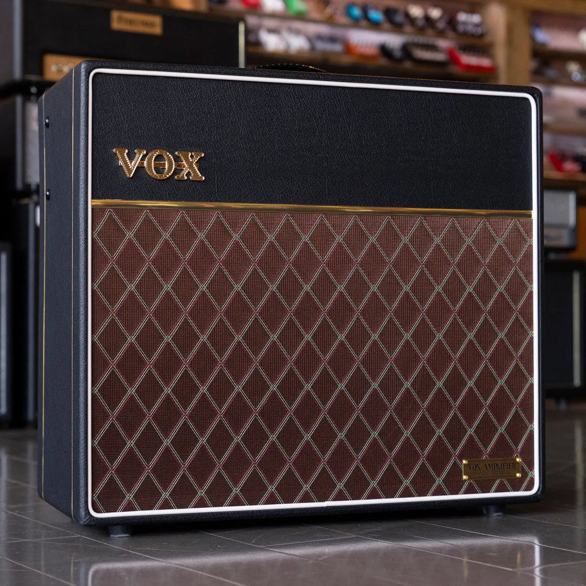 Vox AC15 Hand-Wired 1X12 Combo Guitar Amplifier - Greenback Speaker - Midwood Guitar