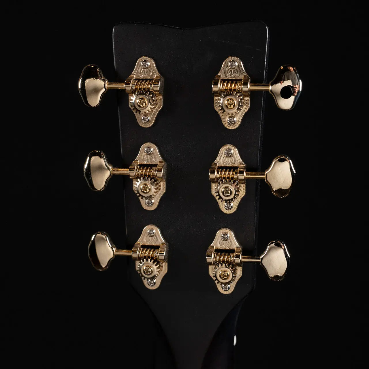 Yamaha TAG3 C TransAcoustic Dreadnought Guitar – Sand Burst Finish Yamaha Guitars