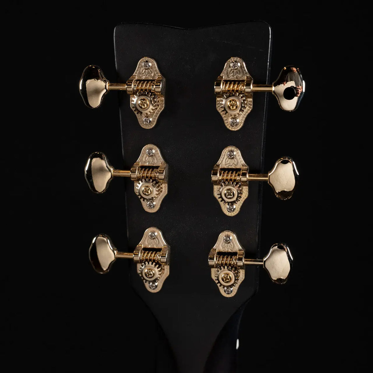 Yamaha TAG3 C TransAcoustic Dreadnought Guitar – Sand Burst Finish Yamaha Guitars